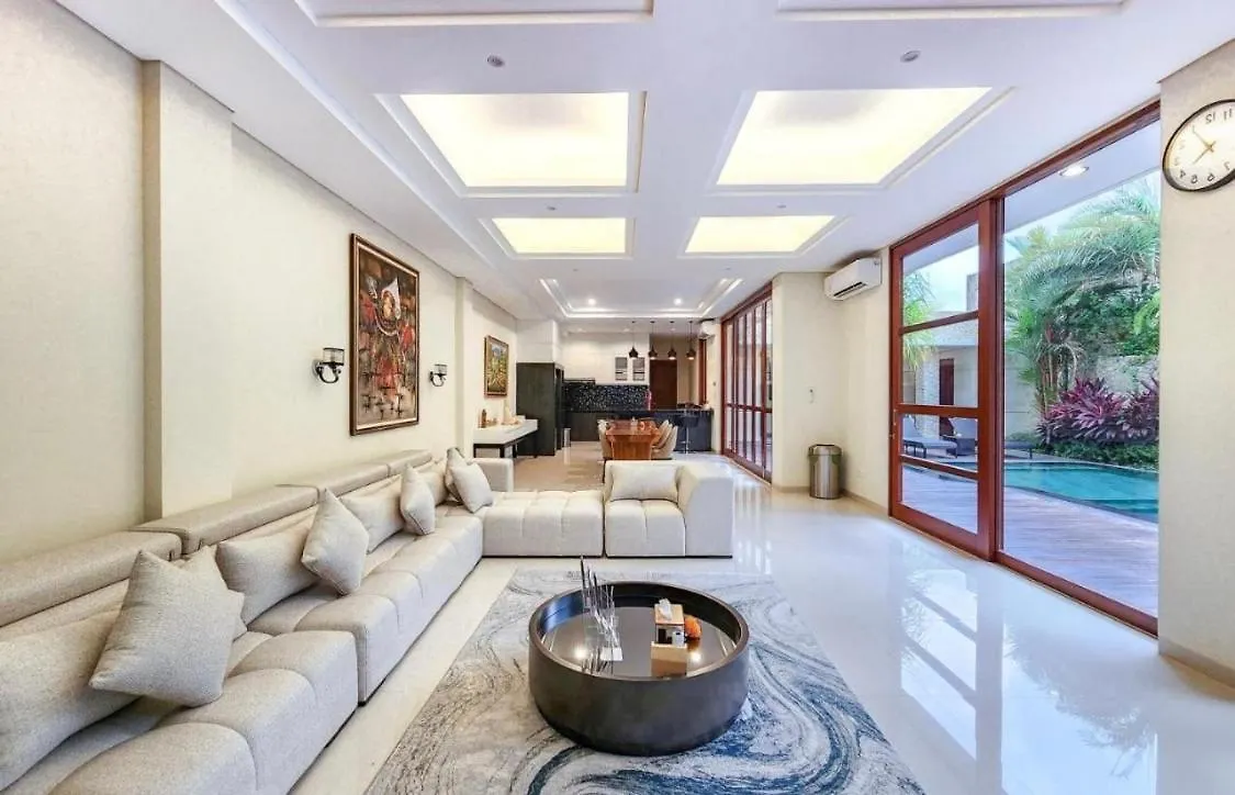 Villa Elf Belly 4 Bedroom Canggu Heart Vila Cyn