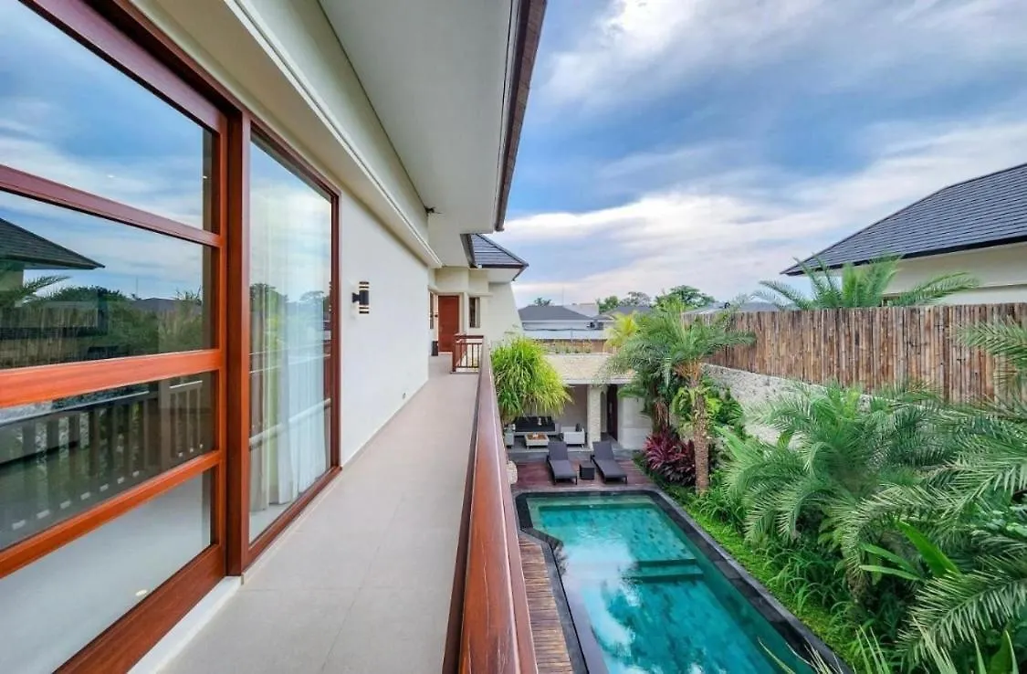 Elf Belly 4 Bedroom Canggu Heart Vila Cyn Canggu (Bali)